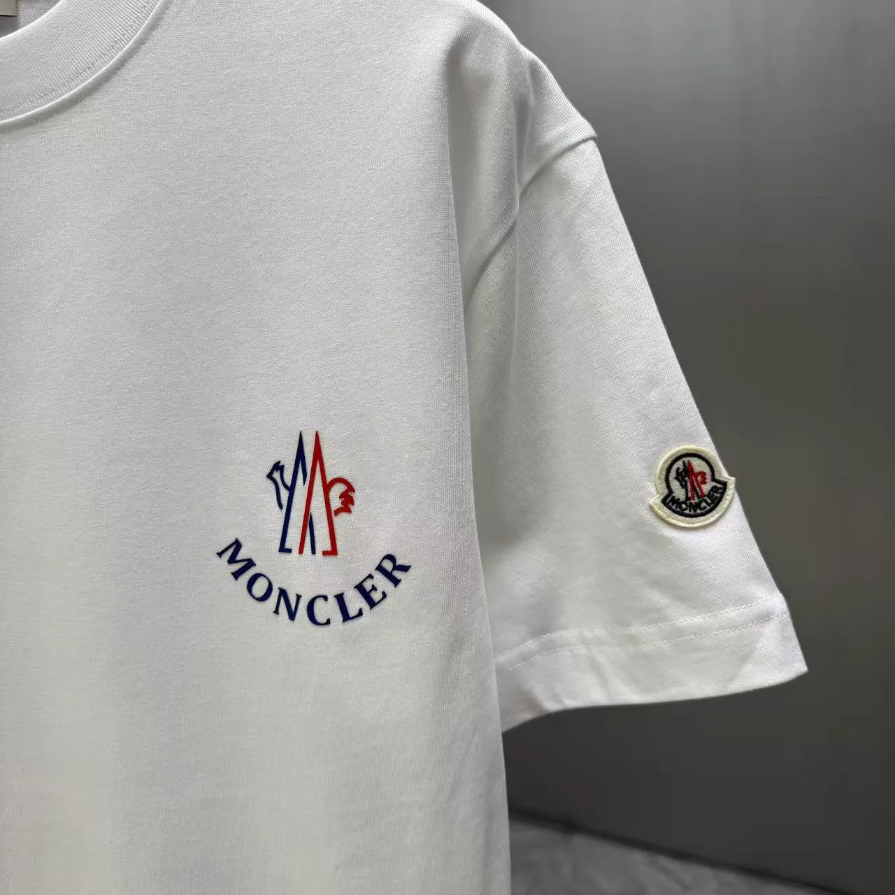 MONCL* * 2026 New Arrival T logo ：Black White Dark Blue Brown Sizes：S M L XL XXL